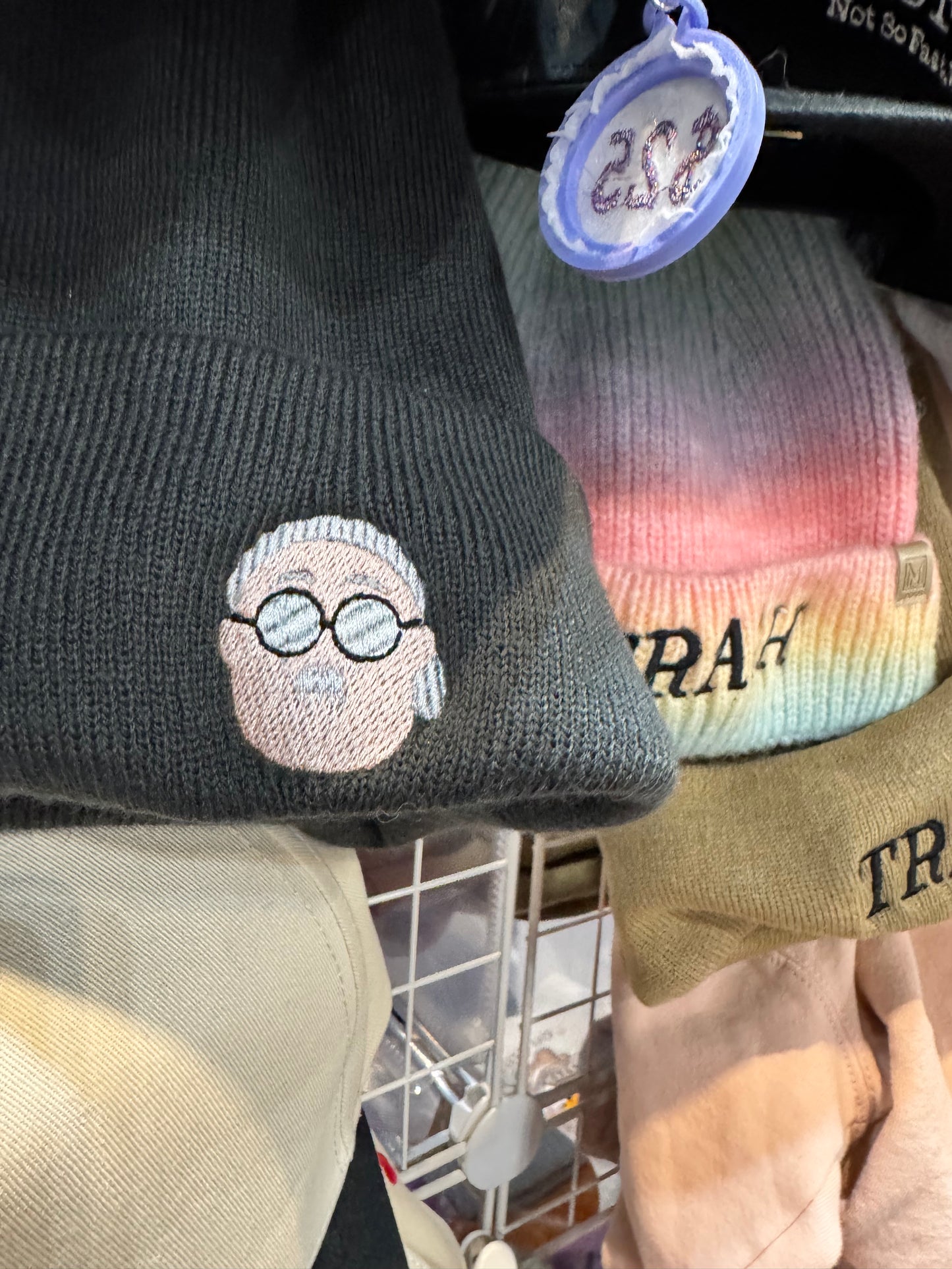 Sakmo Knitted Beanie Hat